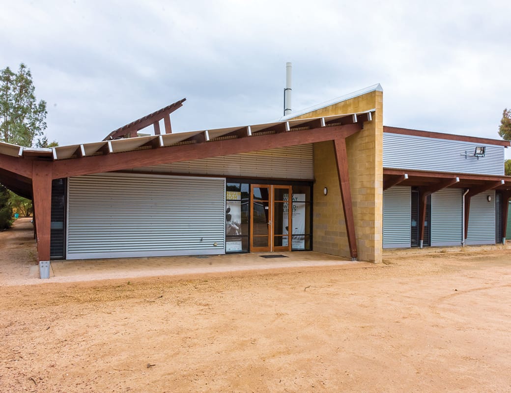 Council taking land to market