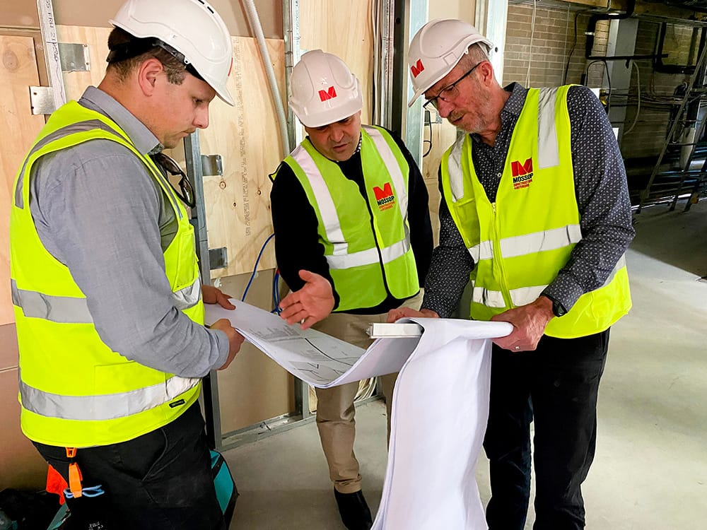 Pasin tours future MRI unit