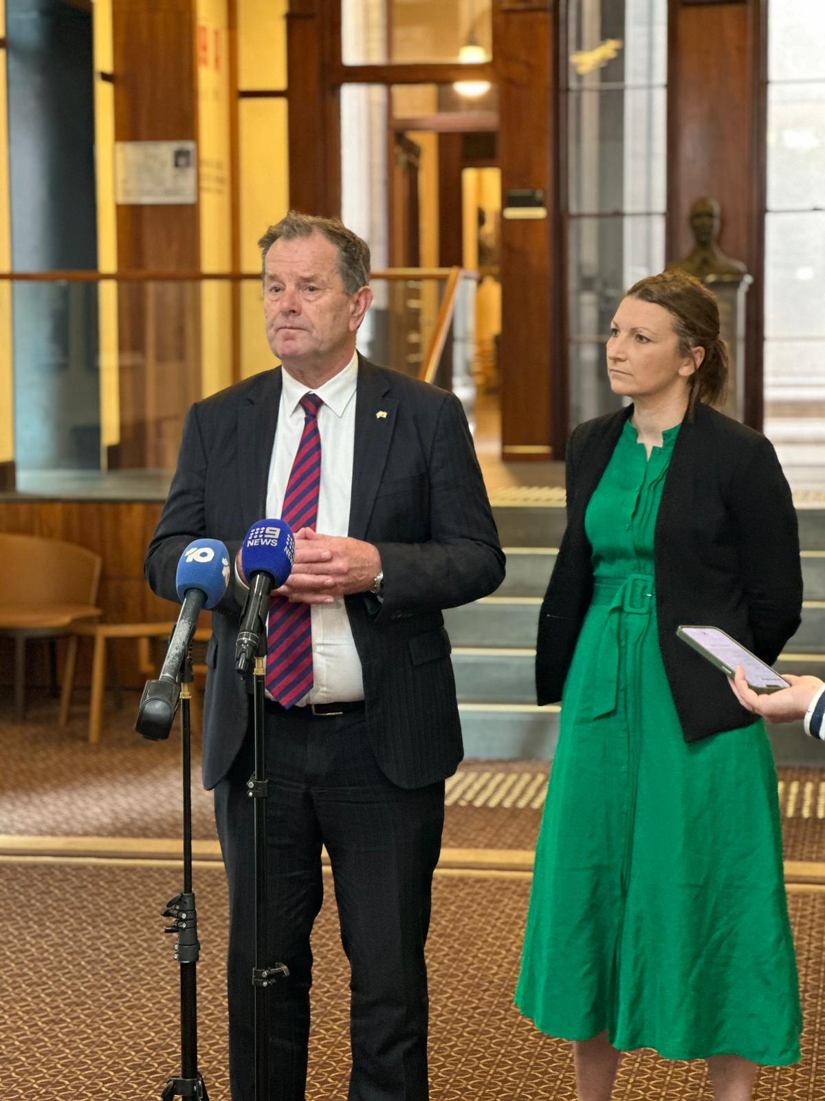 Whetstone puts job on the line for growers