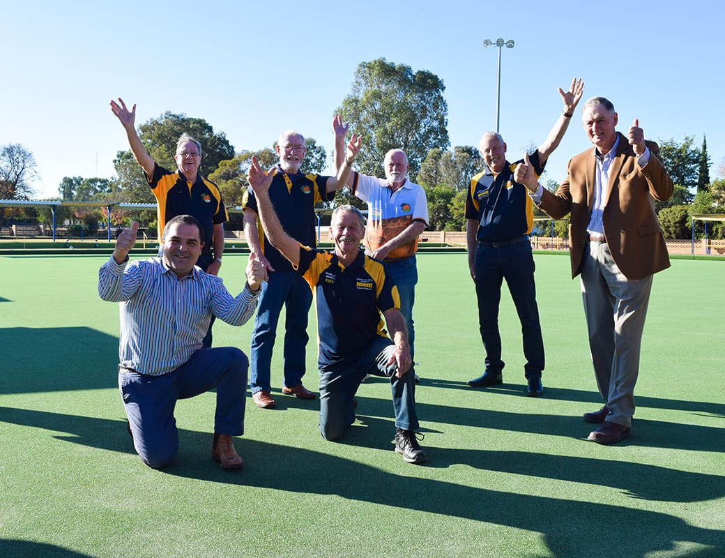 Local bowling club secures $600k for dome over greens... Waikerie bowlers celebrate
