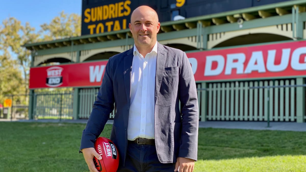 Nominations open for community volunteer award