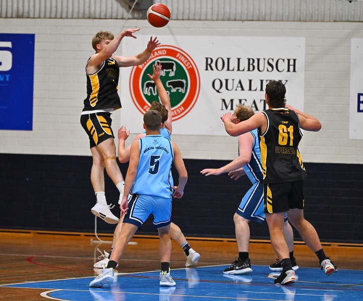 Supercats bounce back to winning ways