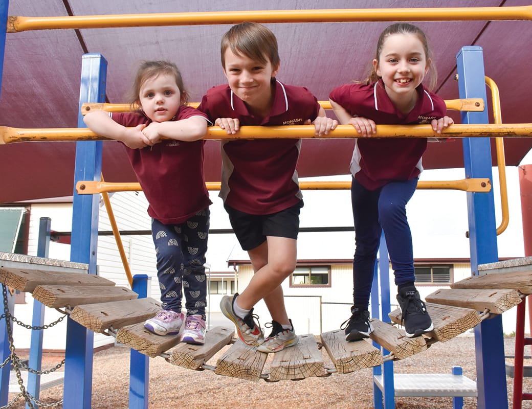 Children cheer: Playgrounds are back