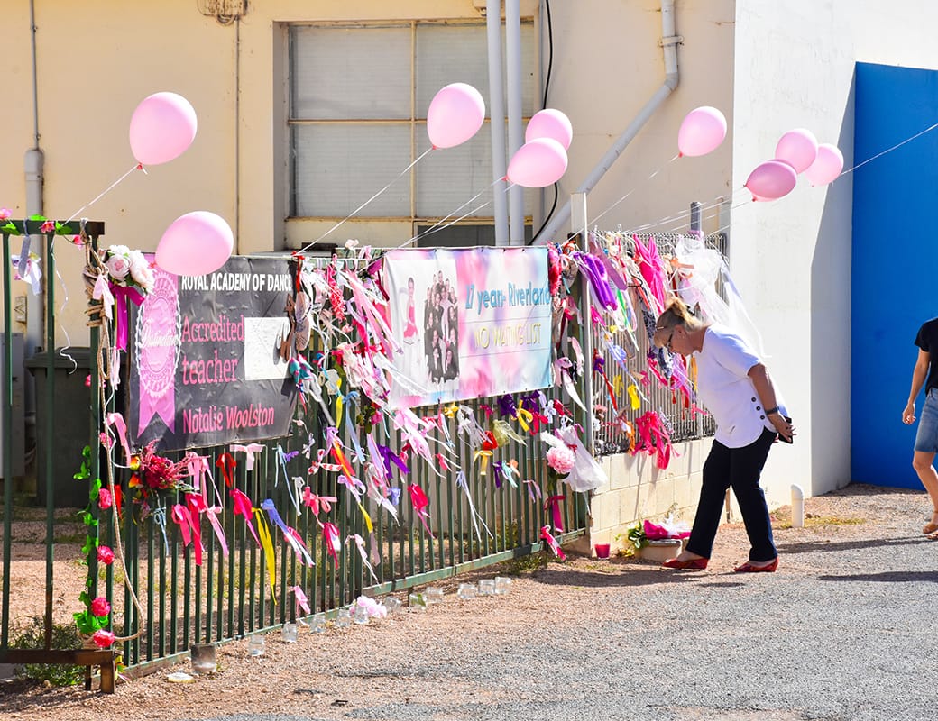 A final curtsy for Miss Rosie