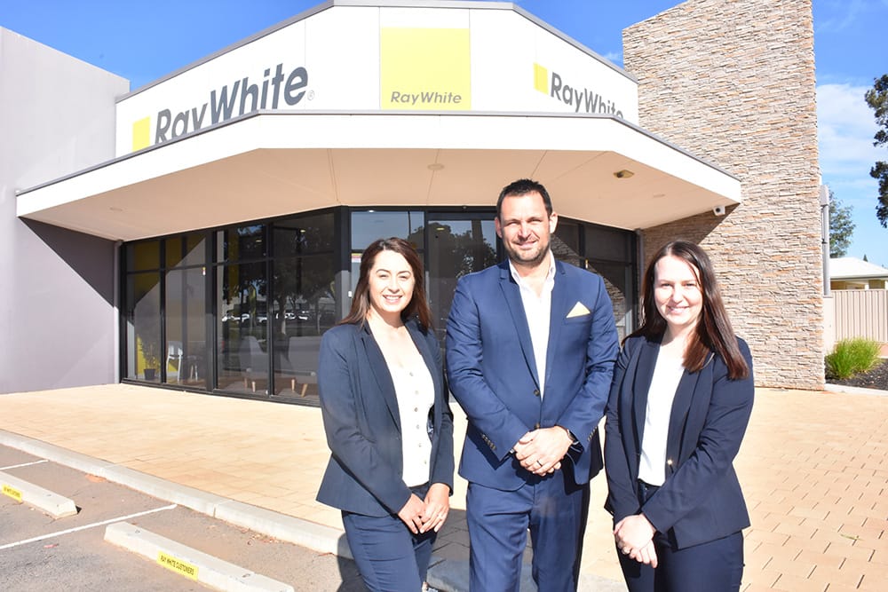 Real estate fresh and modern in 2021