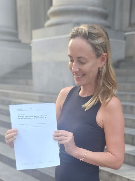 Politician hits back in war of words