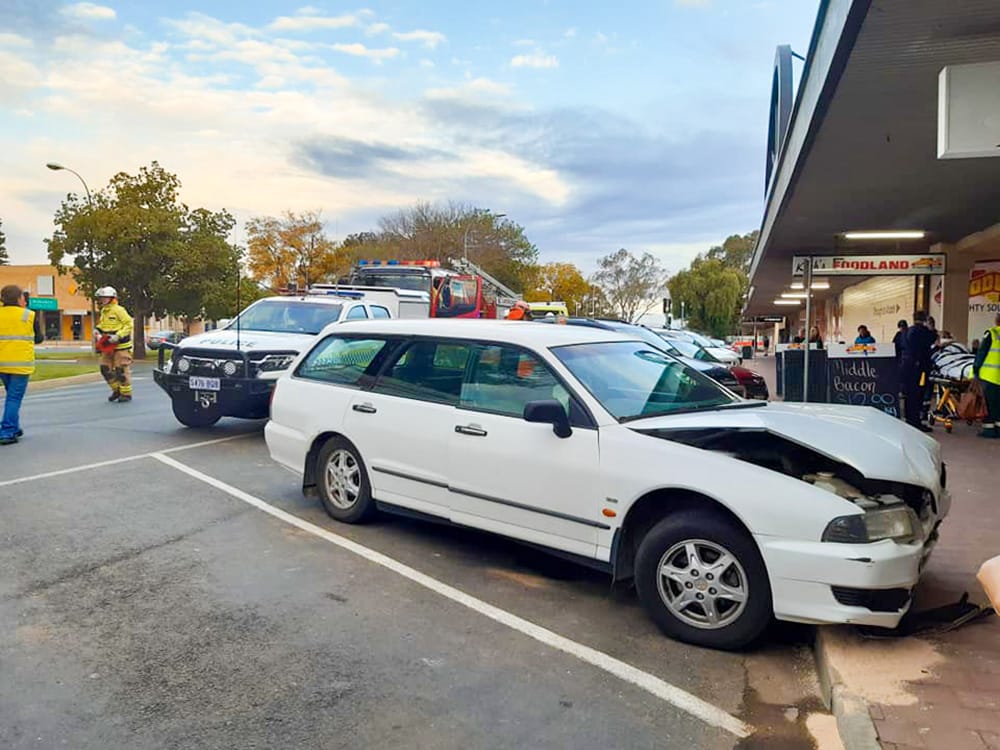 Woman ploughs into Renmark store front