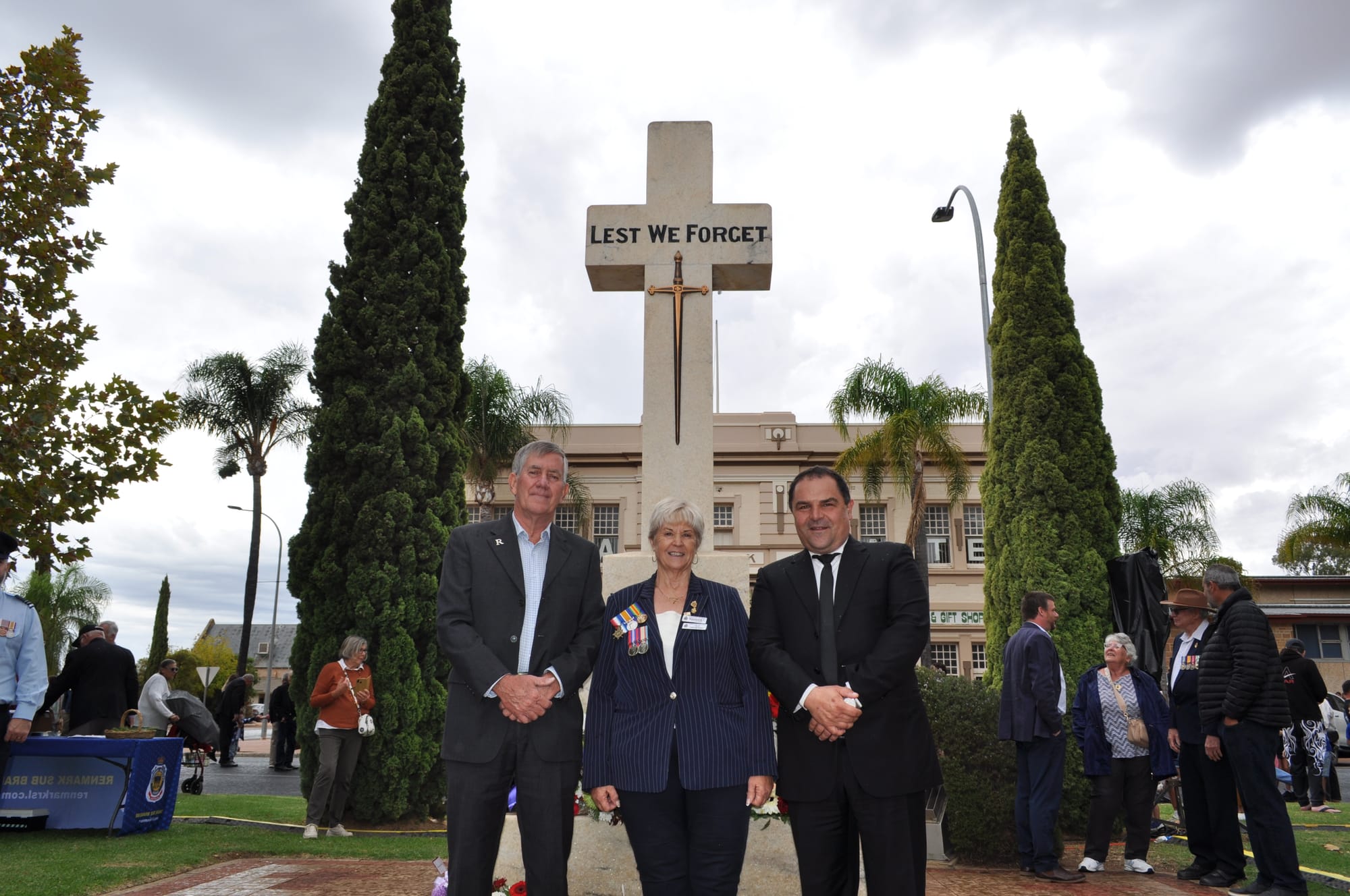 Renmark remembers those who served