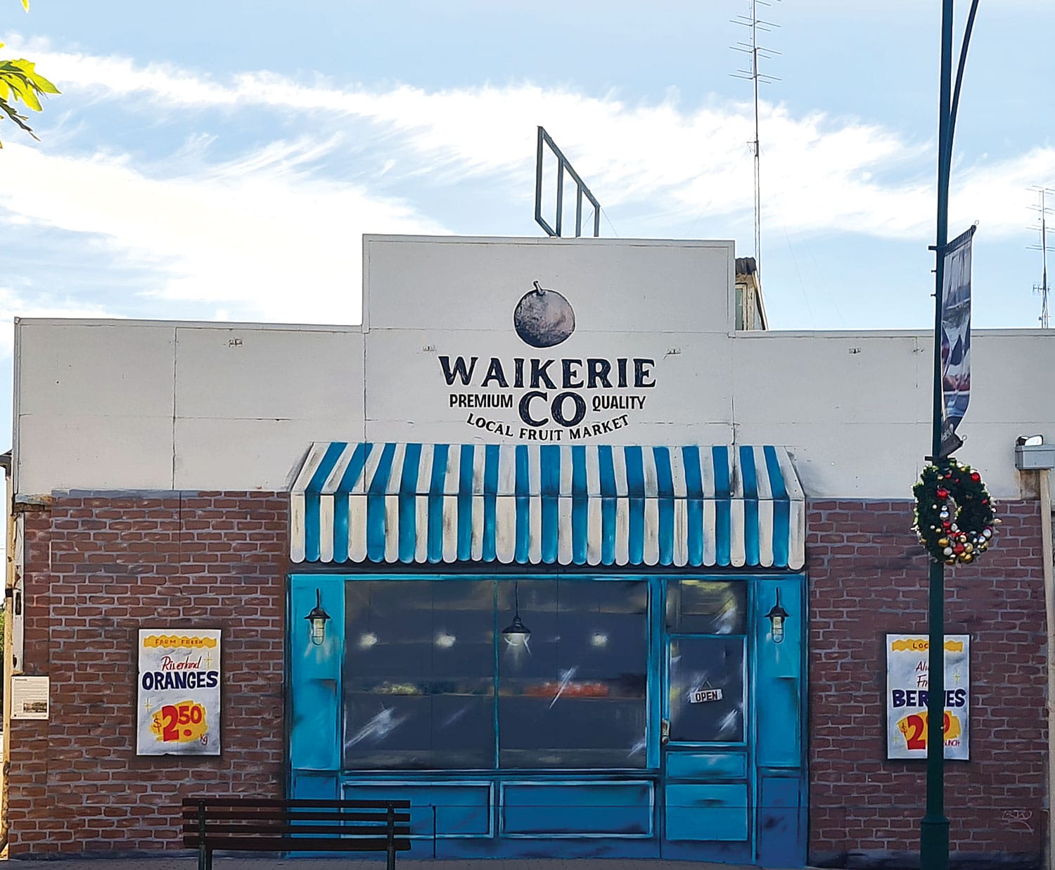 Street beautification is uniting Waikerie