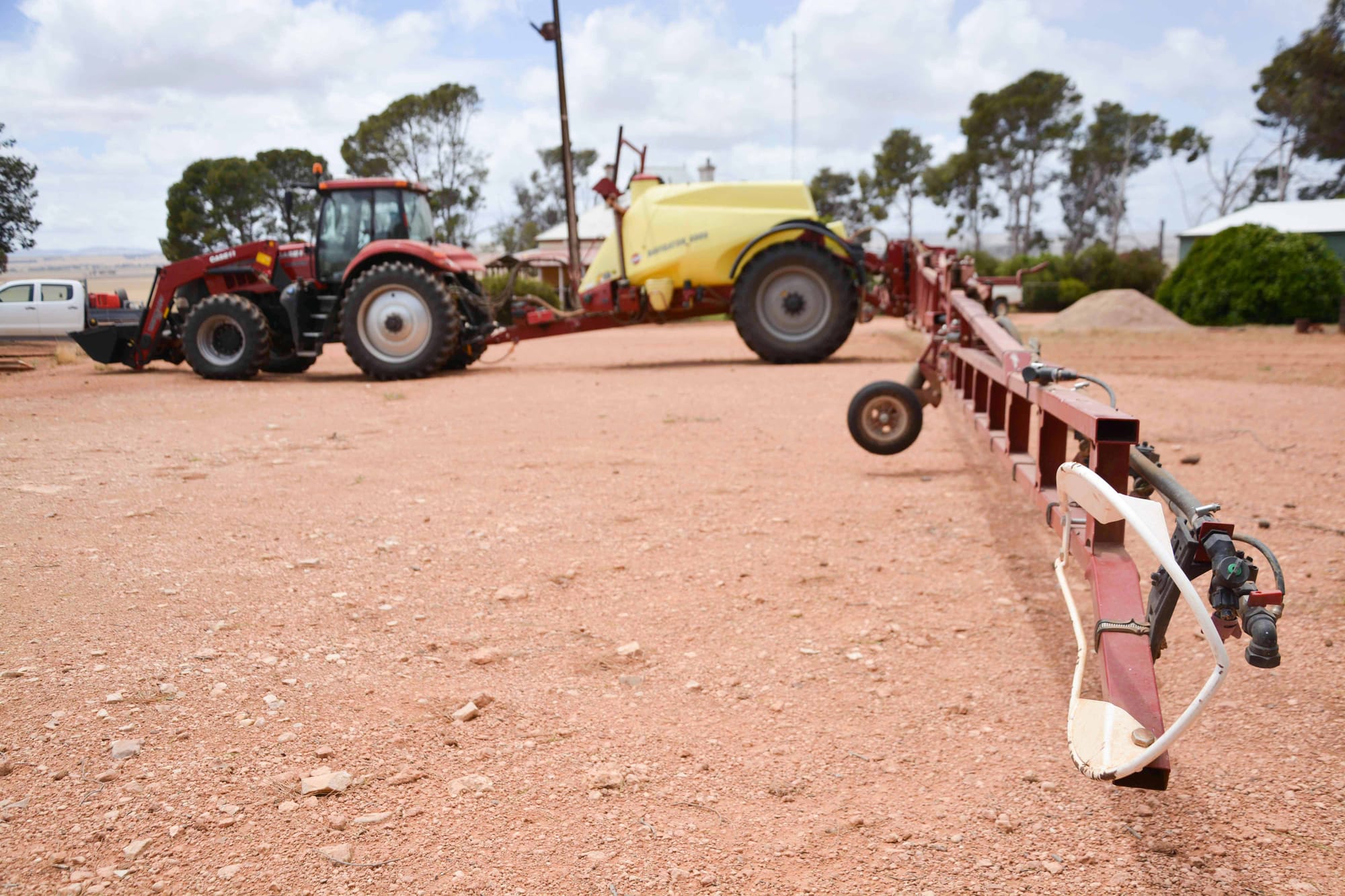 Spray drift awareness message for Riverland primary producers