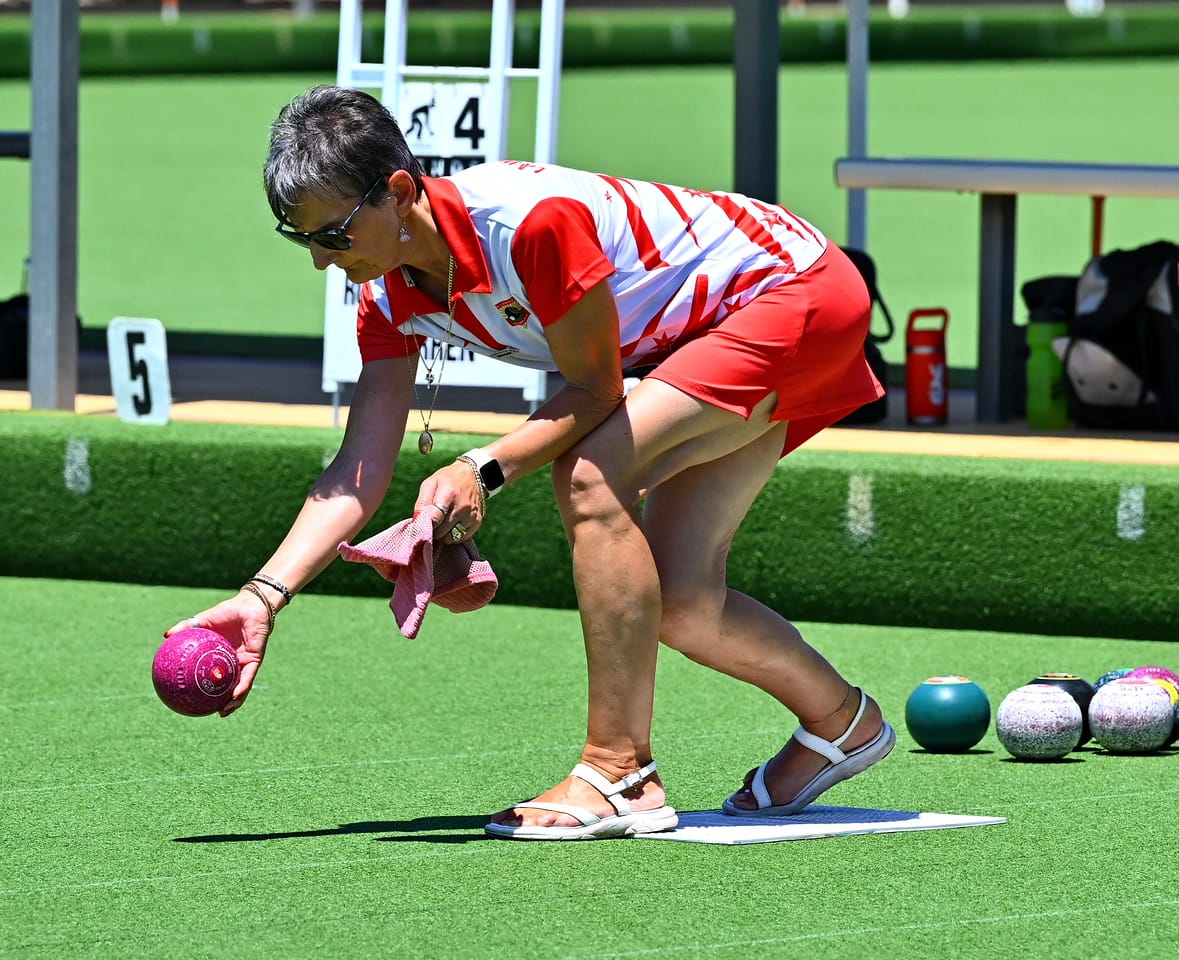 It’s The Lawns in a midweek triples thriller