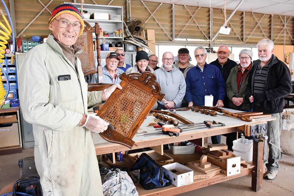 Men’s Shed seat to honour Barmera volunteer post image