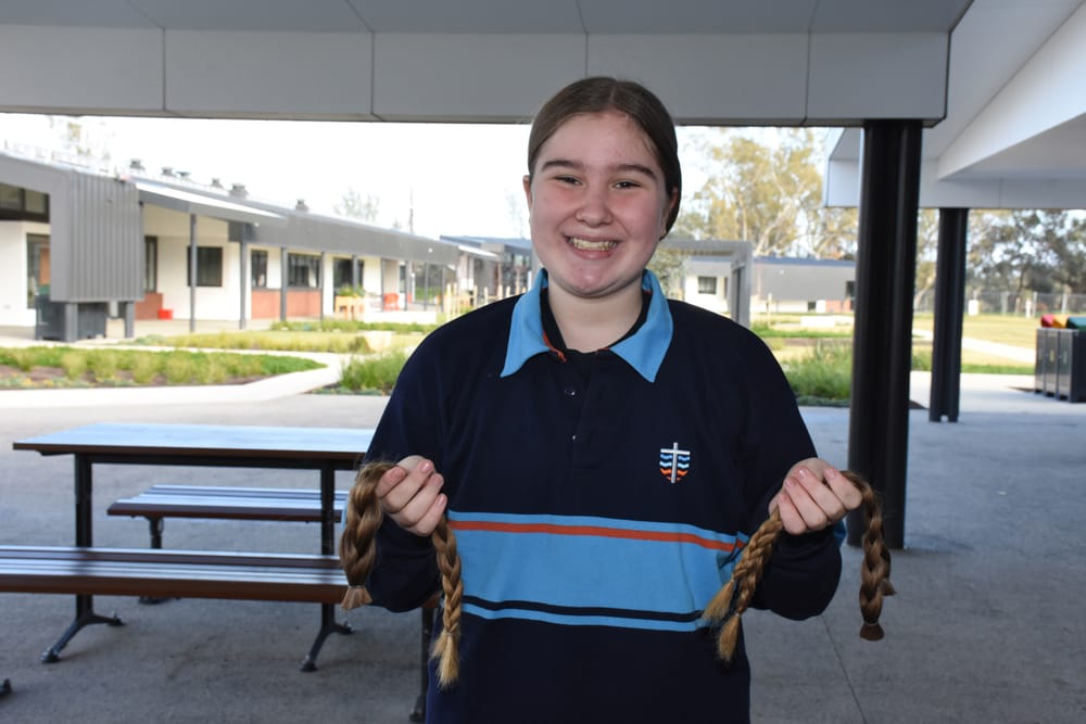 Riley’s chop for a children’s charity post image