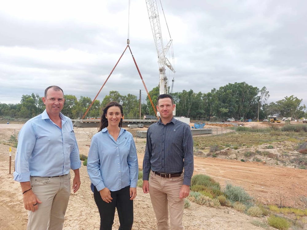 Renmark bridge is back post image