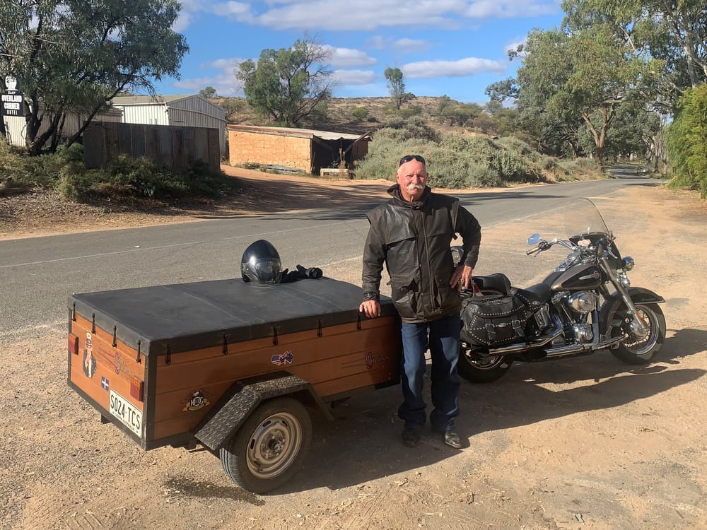 Barmera golfer rides to history while crossing the Nullarbor post image