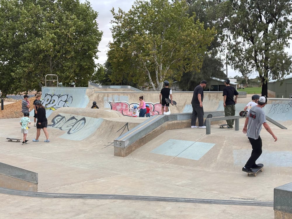 Skateboarding in Loxton at the Rumble Roadshow post image