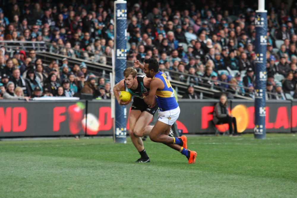 Bulldogs welcome footy stars to Wunkar post image