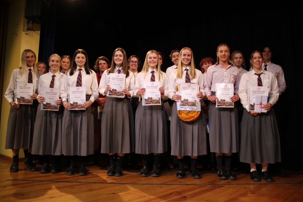Loxton High School presentation night post image