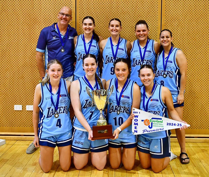 Three in a row for superstar Lakers post image