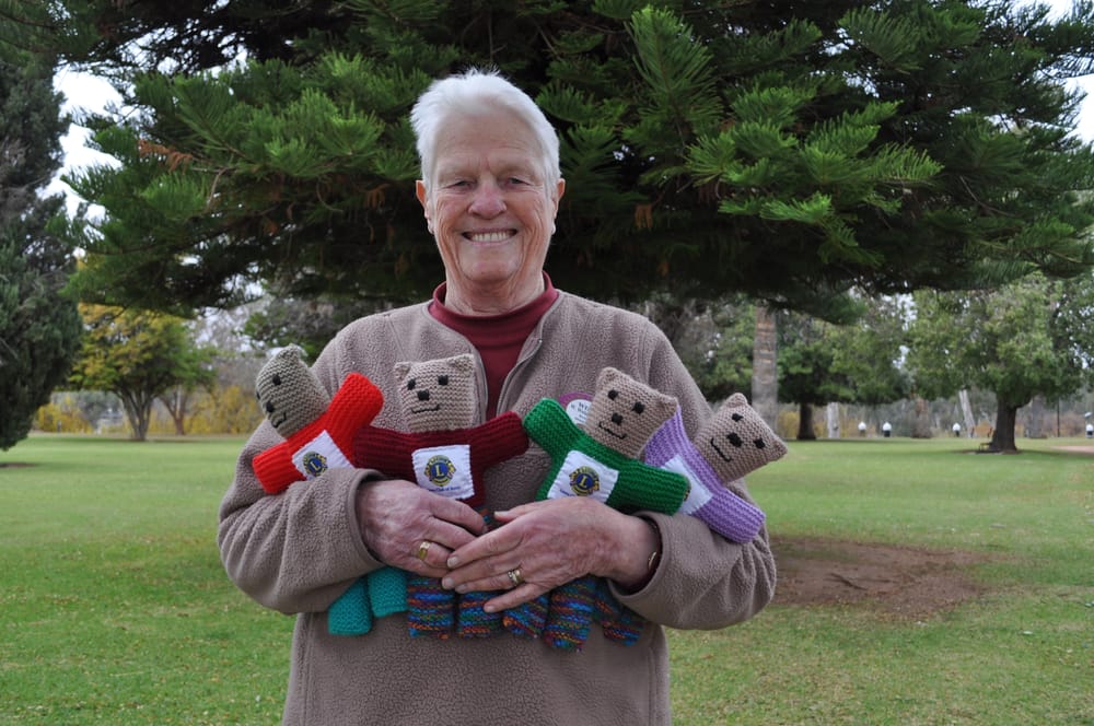 Knitting for children’s happiness post image