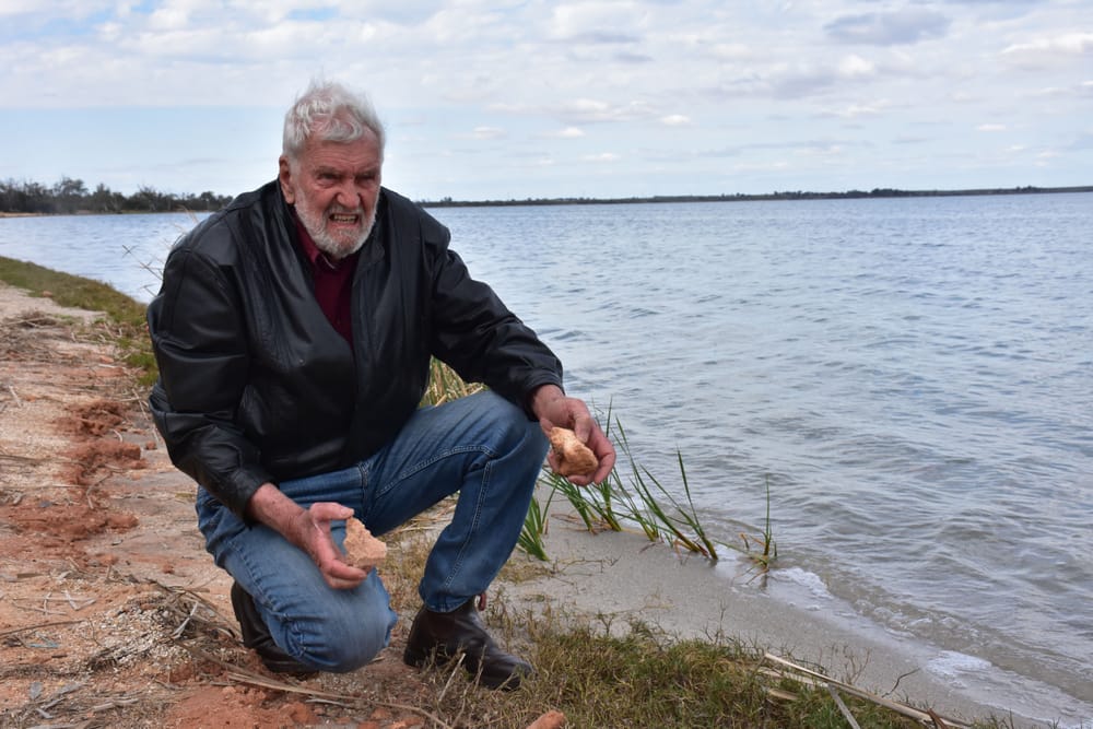 Road rage over Lake Bonney erosion post image
