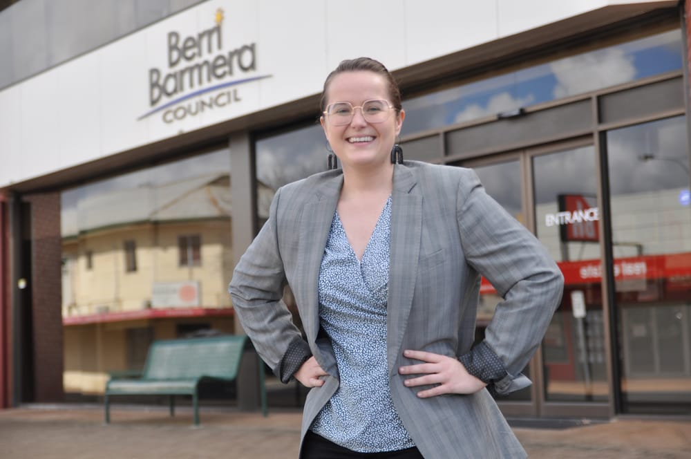 Election win caps Ella’s rapid rise to mayor post image