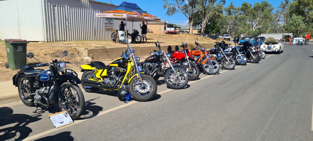 Swan Reach auto show draws a crowd post image