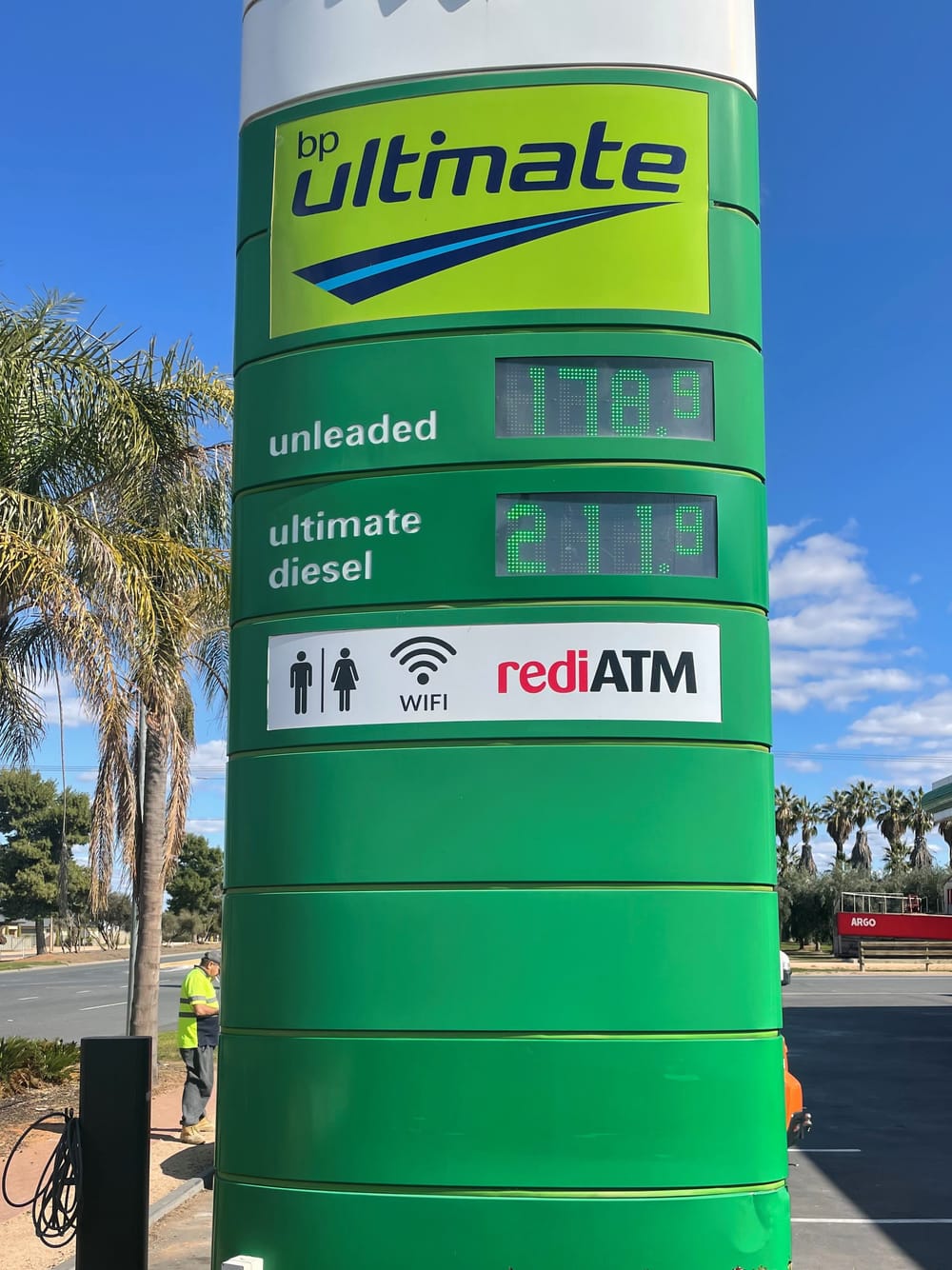 Locals urged to check for best fuel prices post image