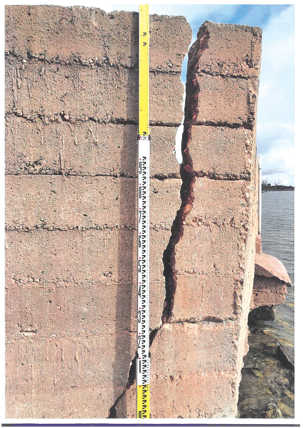 Wall to come down, partly preserved post image