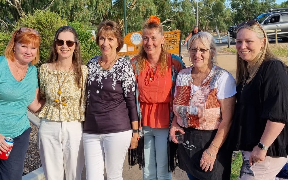 Community spirit flooding through post image