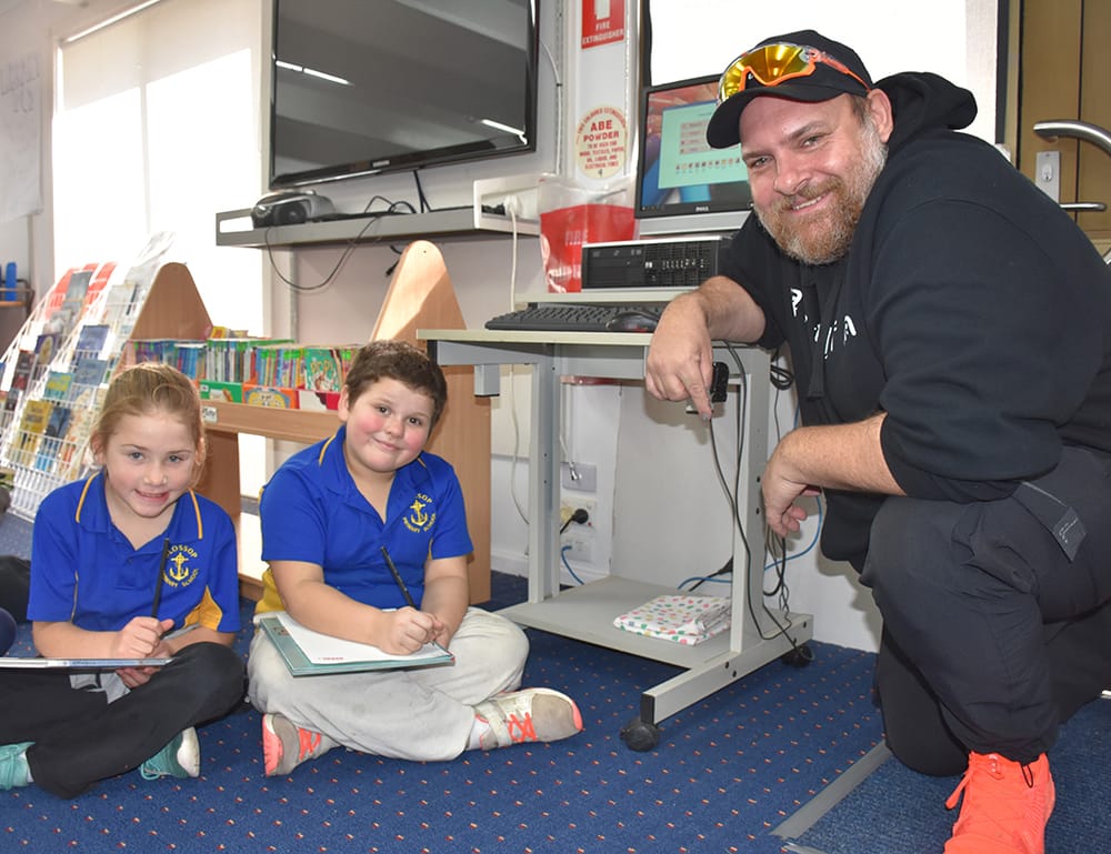 Riverland-inspired Aboriginal art mural at Glossop Primary post image