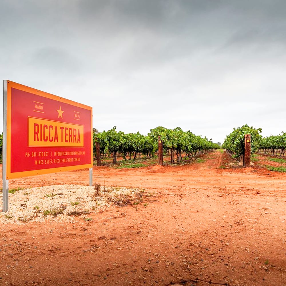 Riverland labels close to national award post image
