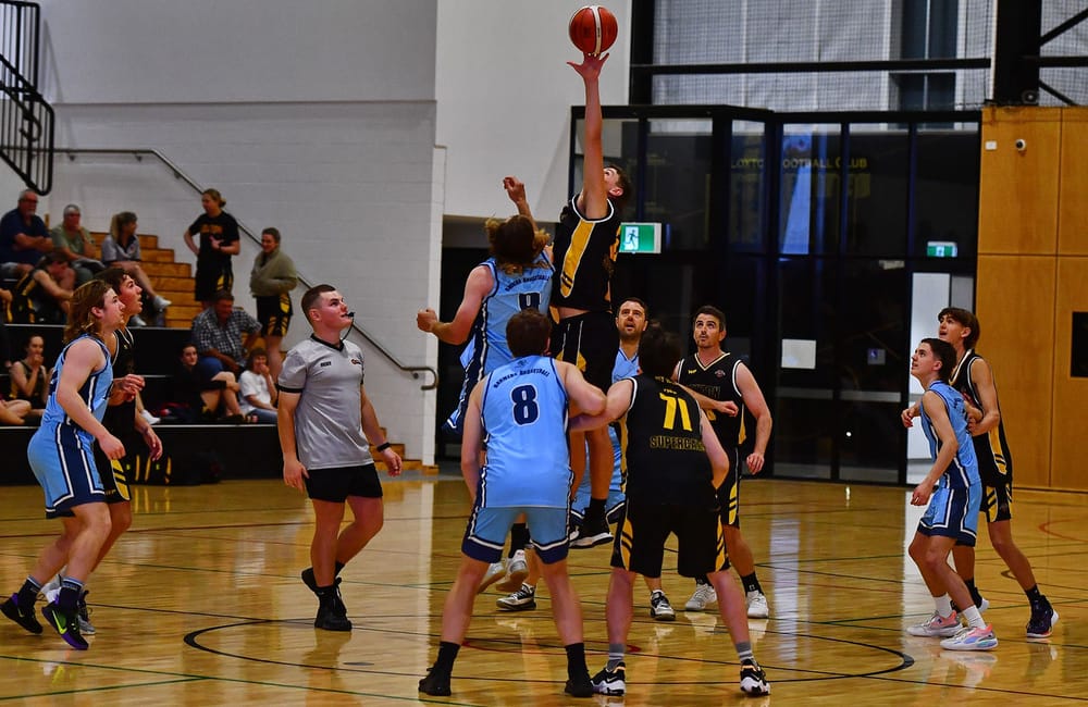Riverlanders hit the hardcourt again post image