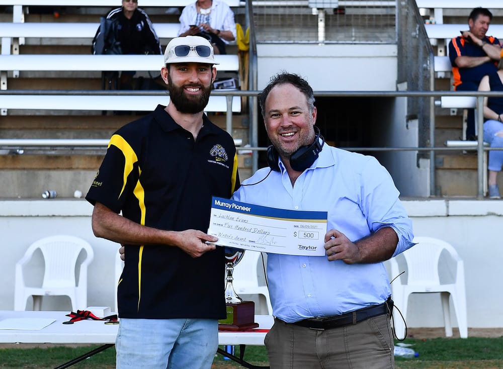 Evans receives Pioneer trophy post image