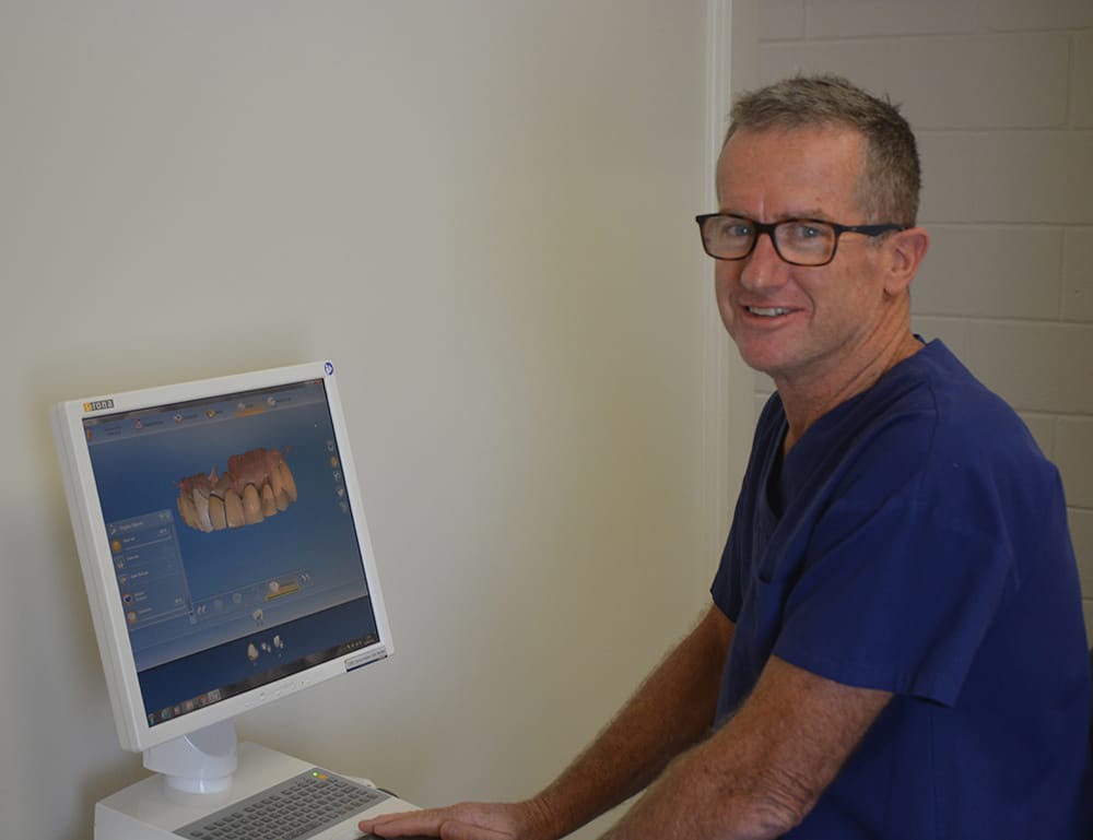 Local dentist says goodbye after 37 years post image