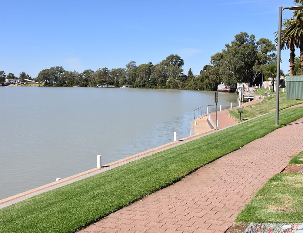 Labor pledges a River Murray commissioner post image