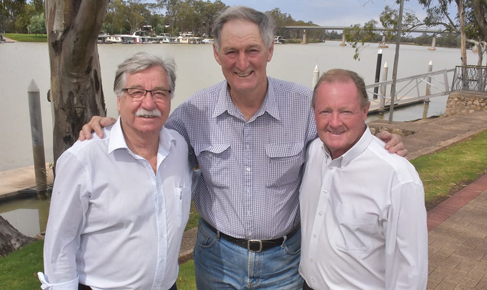 Leaving. Leaving. Staying? Two of the three Riverland mayors stepping down post image