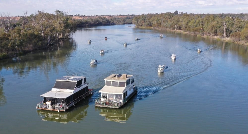 Boats grounded in the Riverland post image
