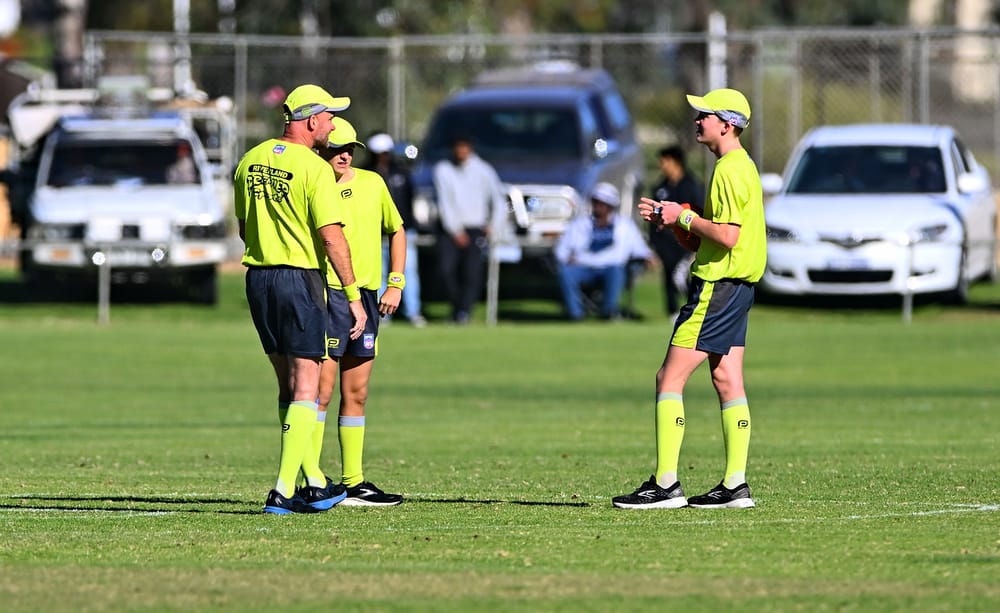 Renmark trio picking up the whistle post image