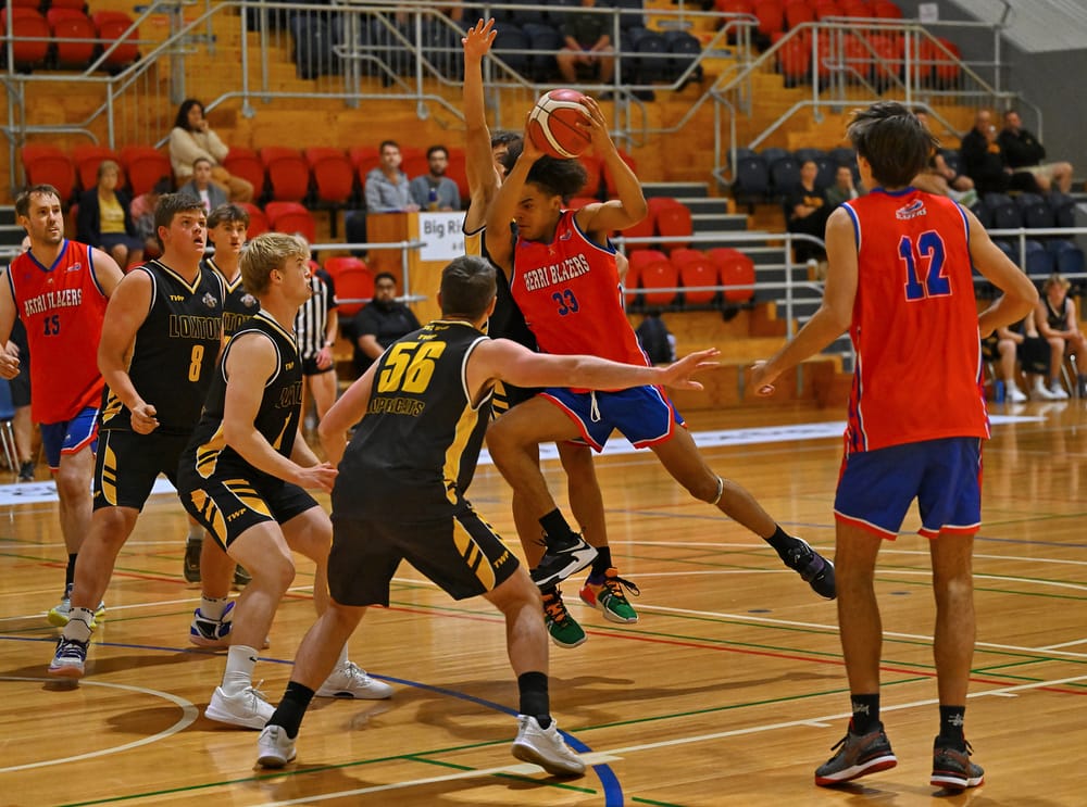 Reigning champions make perfect start post image