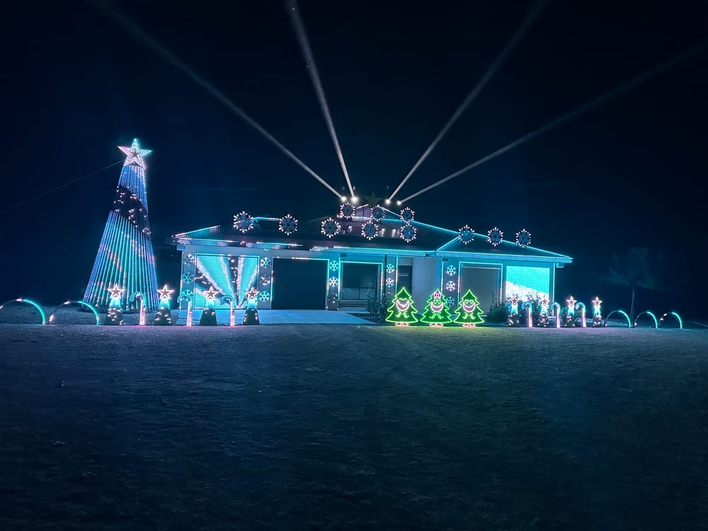 Loxton lights display SA’s best post image