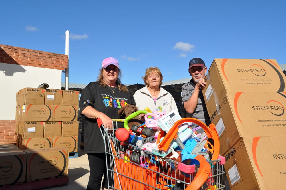 Every bit helps: Renmark Op Shop aids Victorian fires post image