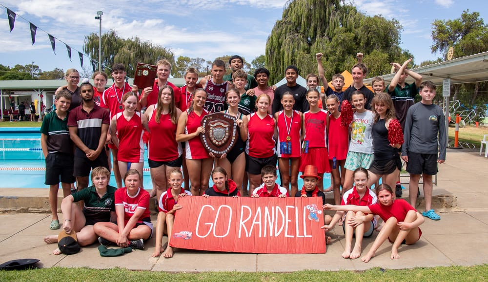 Randell crowned the splash carnival winners post image