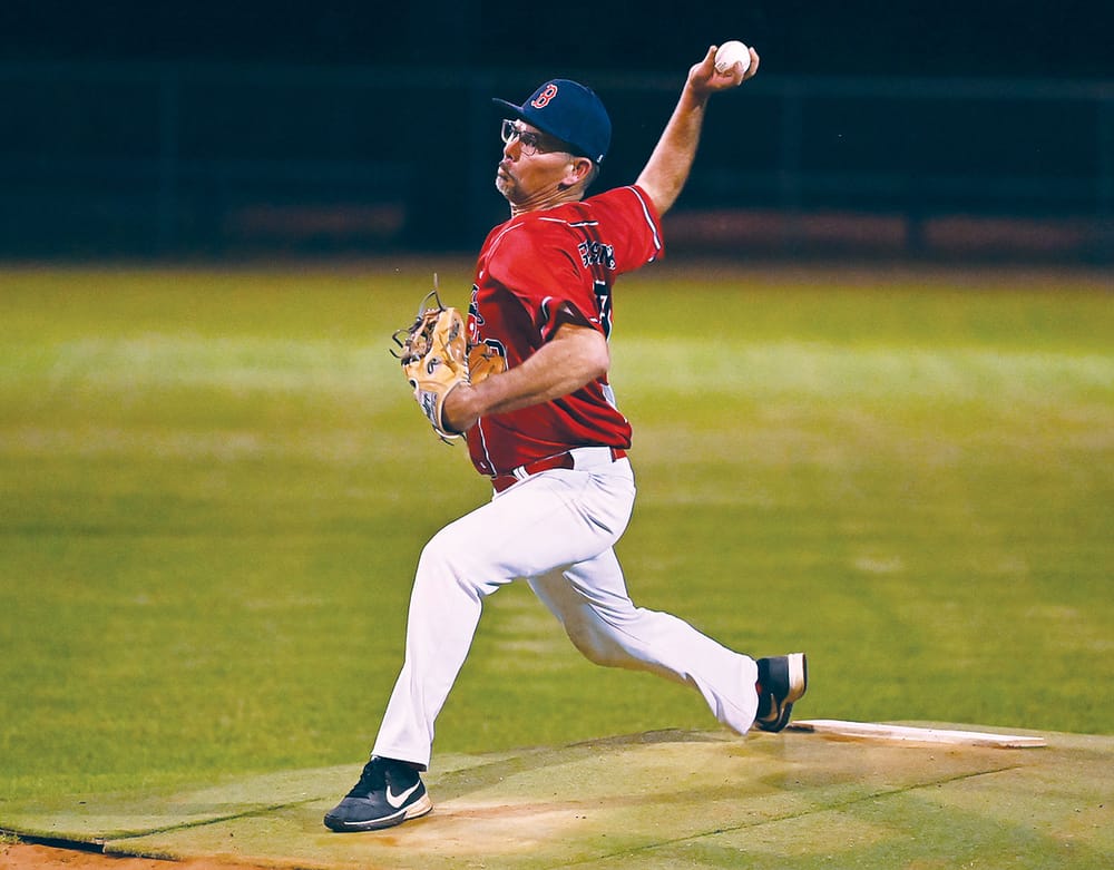 Reigning premiers go through to baseball decider post image