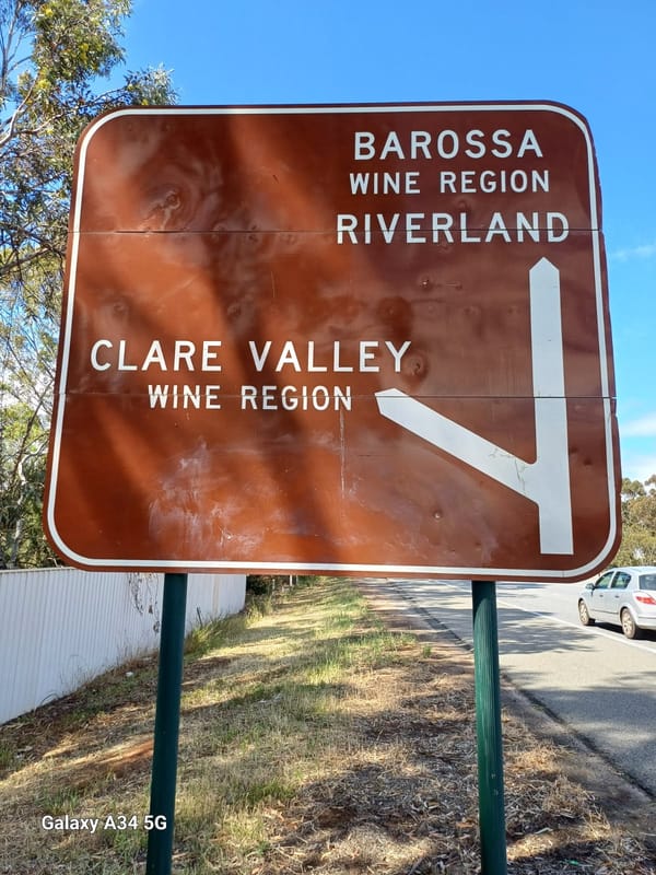 Signs matter – as does the Riverland post image